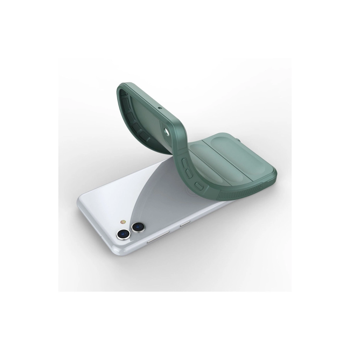 Beyaz bir yüzeydeki yeşil telefon kılıfı, beyaz bir akıllı telefonu sarıyor.