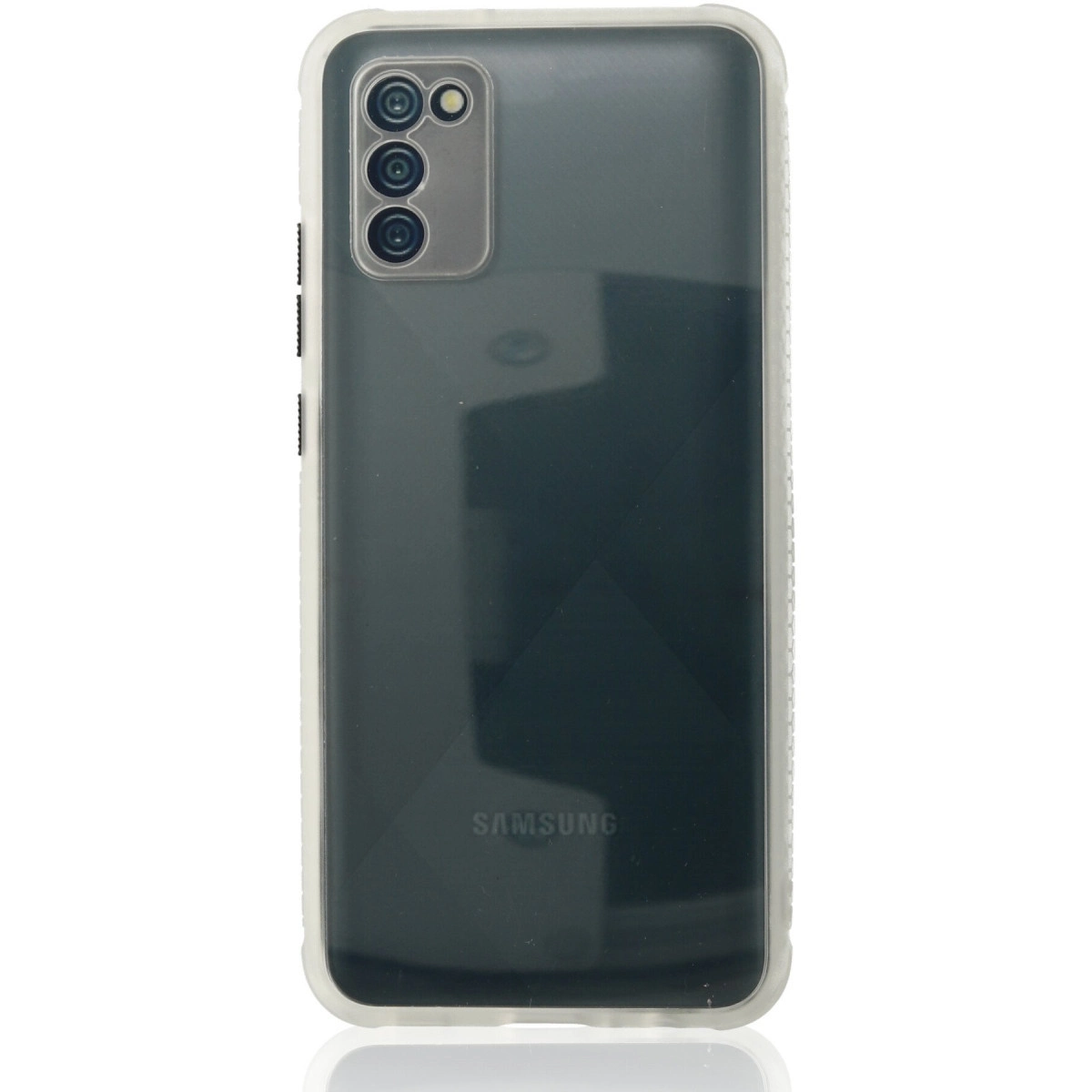 Üçlü kamera ve logolu şeffaf Samsung telefonun arkası.