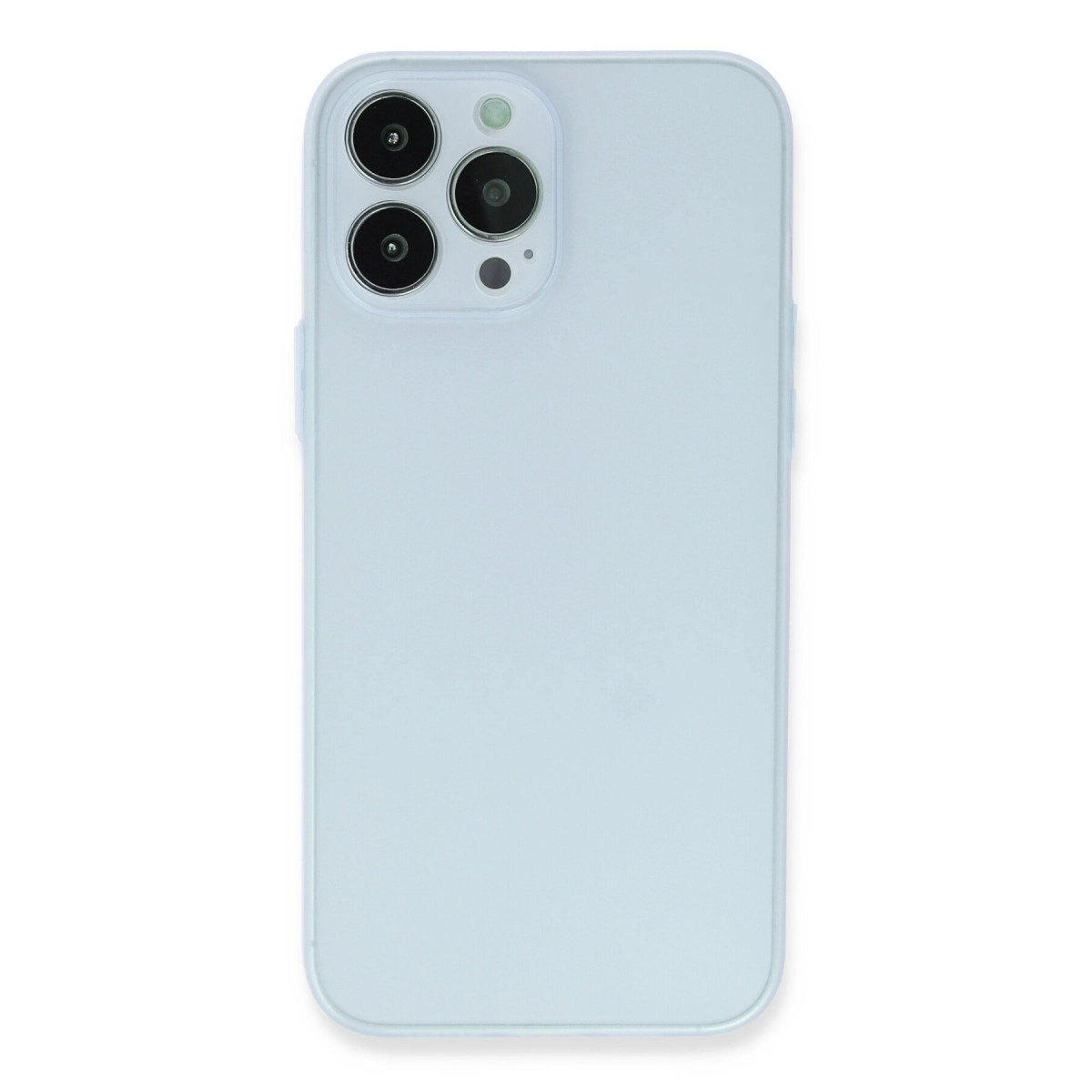 Üç kamera lensi ve flaşlı açık mavi iPhone kılıfı.