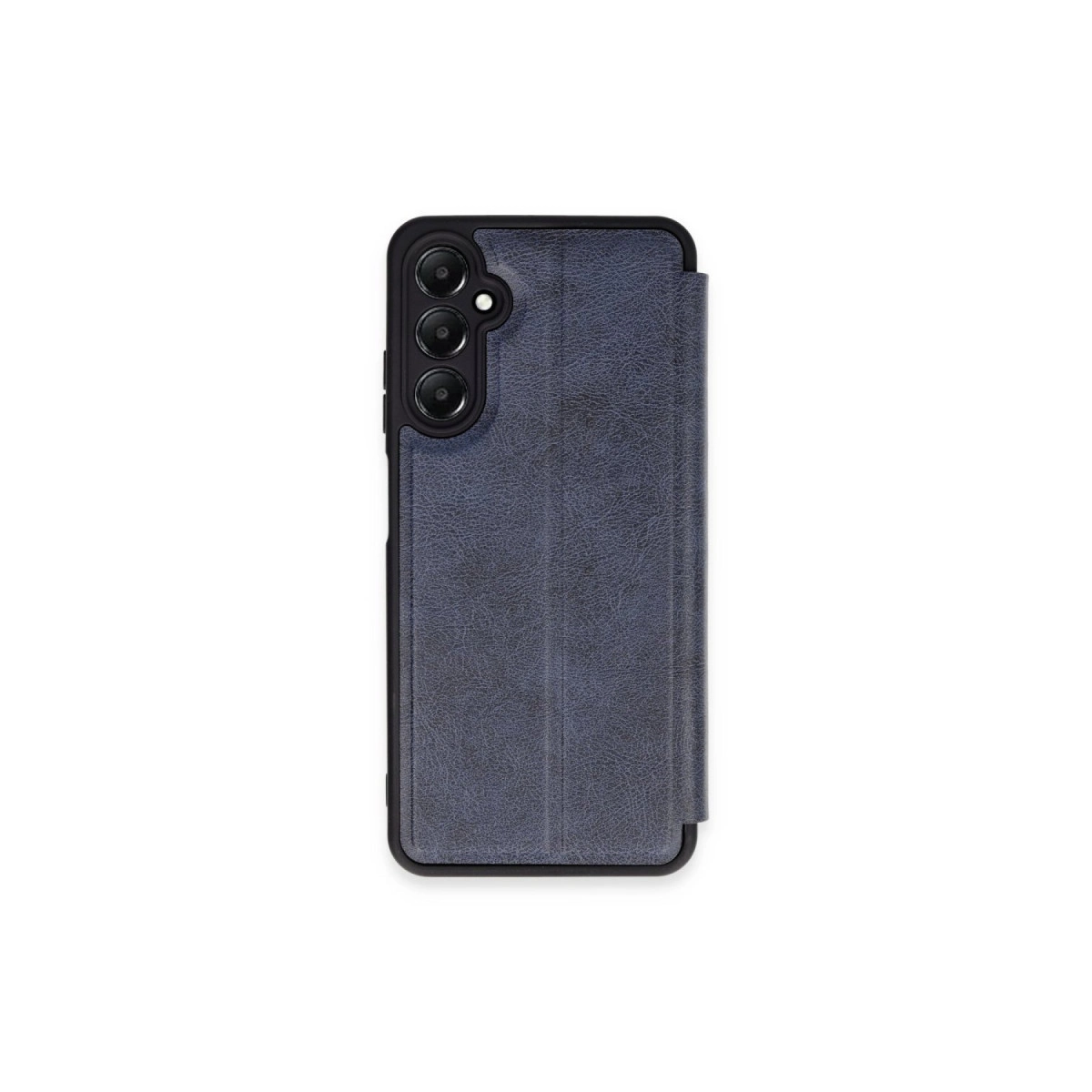 Üç kamera lensli koyu mavi telefon kılıfı, beyaz arka plan üzerinde.