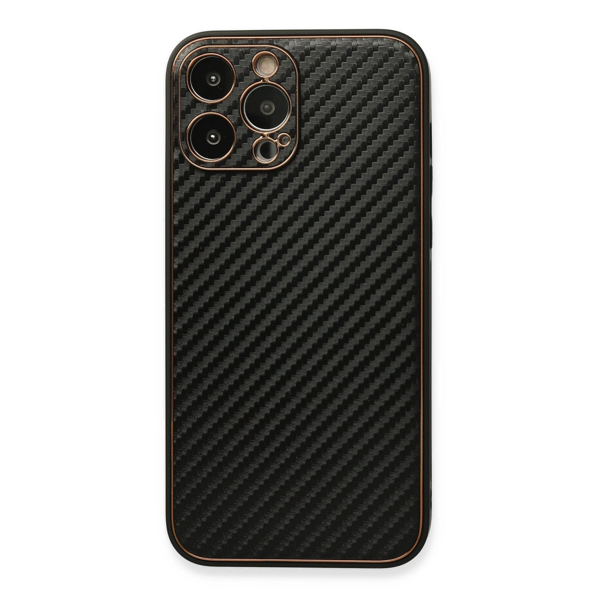 Karbon fiber desenli, üç kameralı siyah telefon kılıfı.