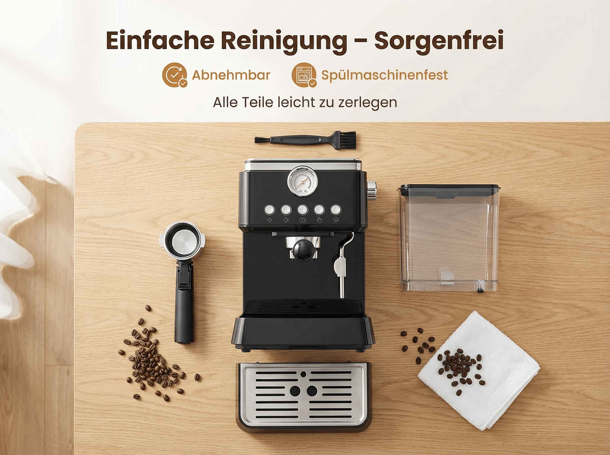 Kaffeemaschine mit Zubehör: Siebträger, Wasserbehälter, Bürste, Tuch.