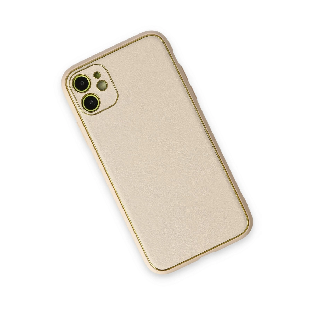 Altın kenarlı ve kamera kesimli açık bej telefon kılıfı.