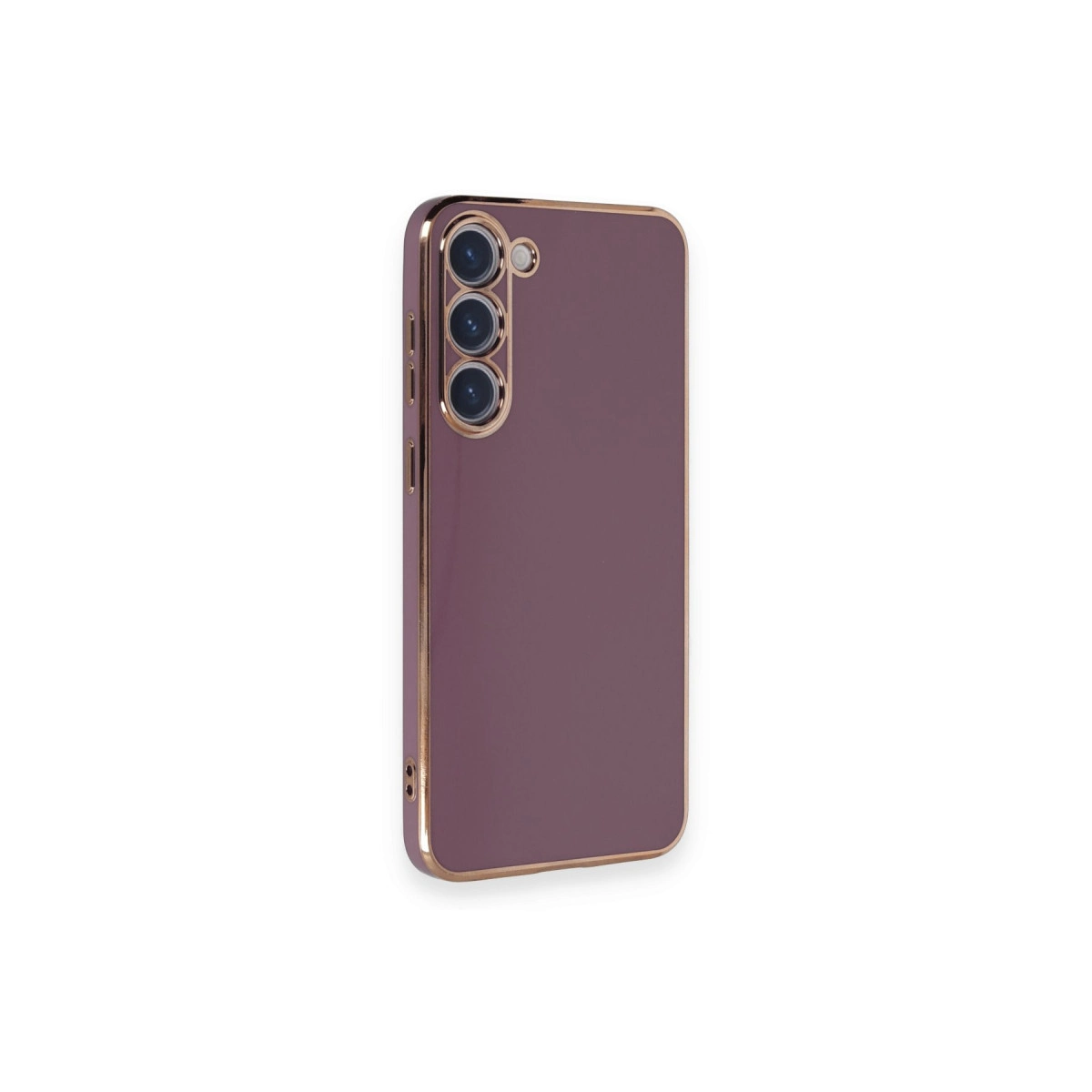 Üç kamera lensli ve altın kenarlı mor telefon kılıfı.