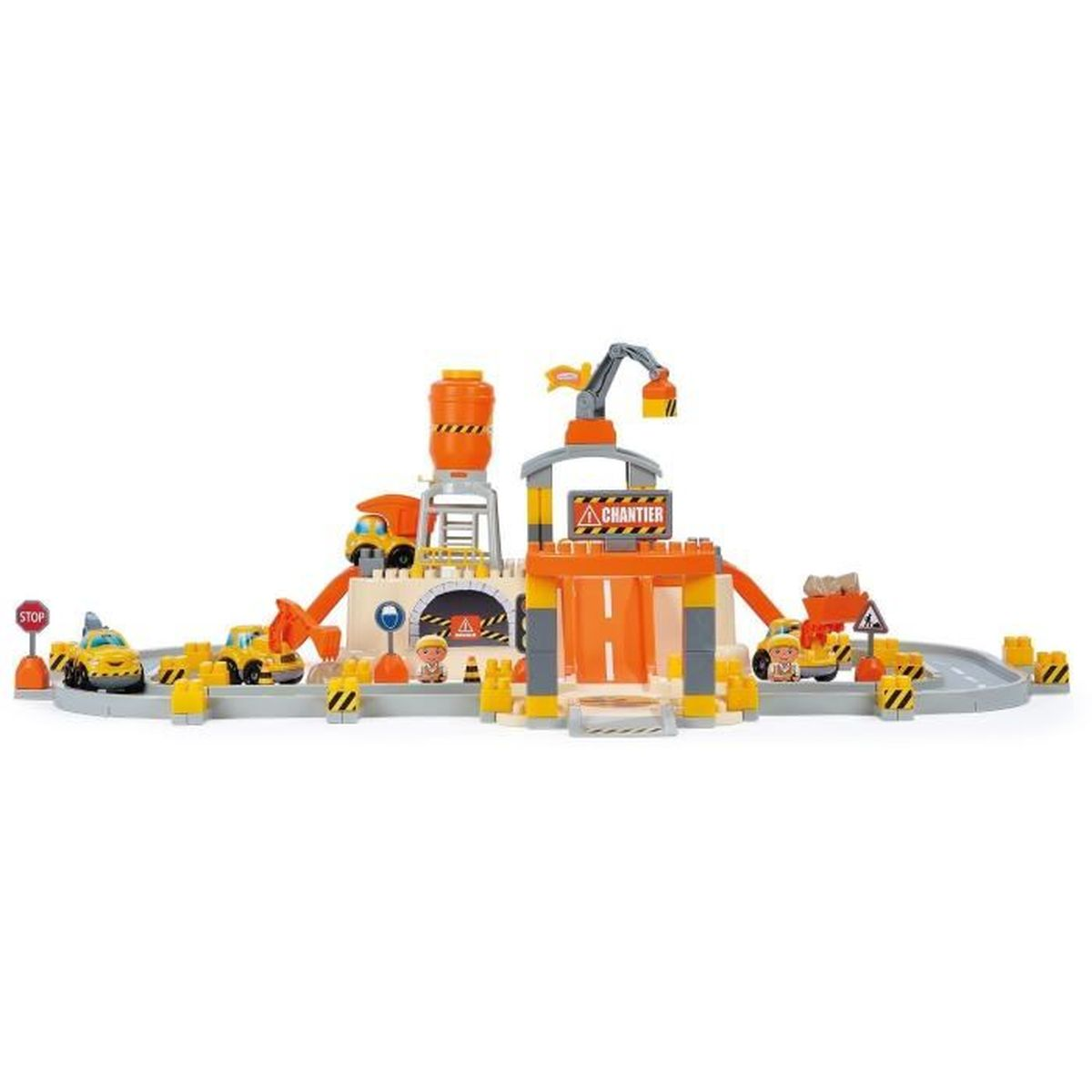 Spielzeug-Baustelle mit LKWs, Kran und Figuren.