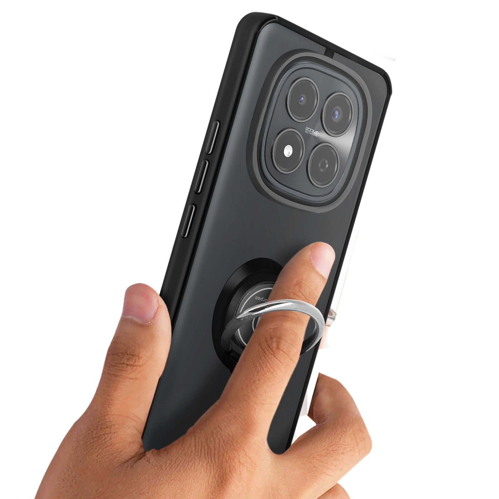 Une main tient un smartphone noir avec un anneau de maintien au dos.
