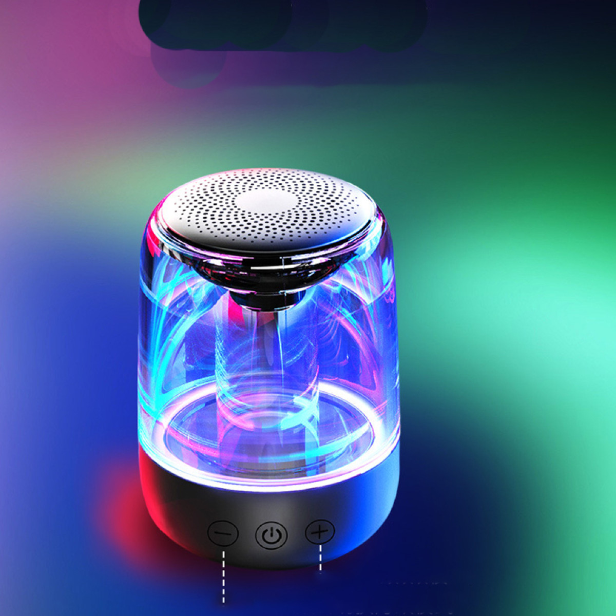 Przezroczysty głośnik z kolorowymi światłami świeci na ciemnym tle.