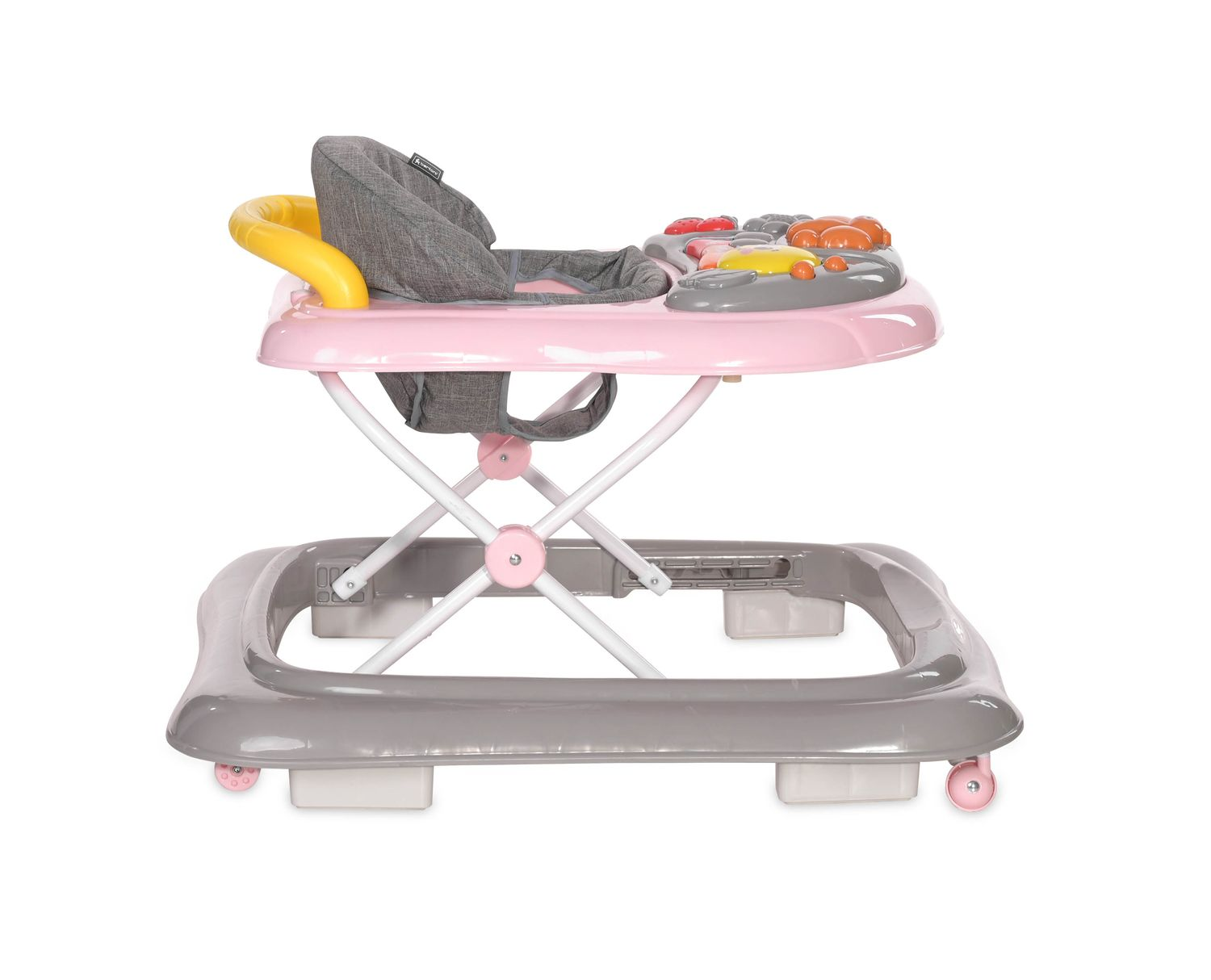 Ein rosa Baby Walker mit Spielzeugtablett, grauem Sitz und gelben Griffen.
