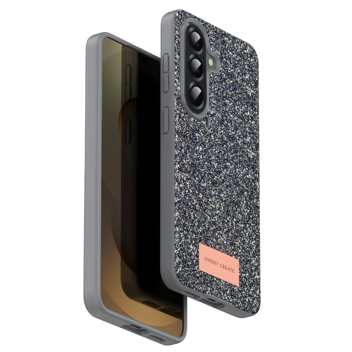Üçlü kamera kurulumuna sahip parlak kılıflı gri telefon.