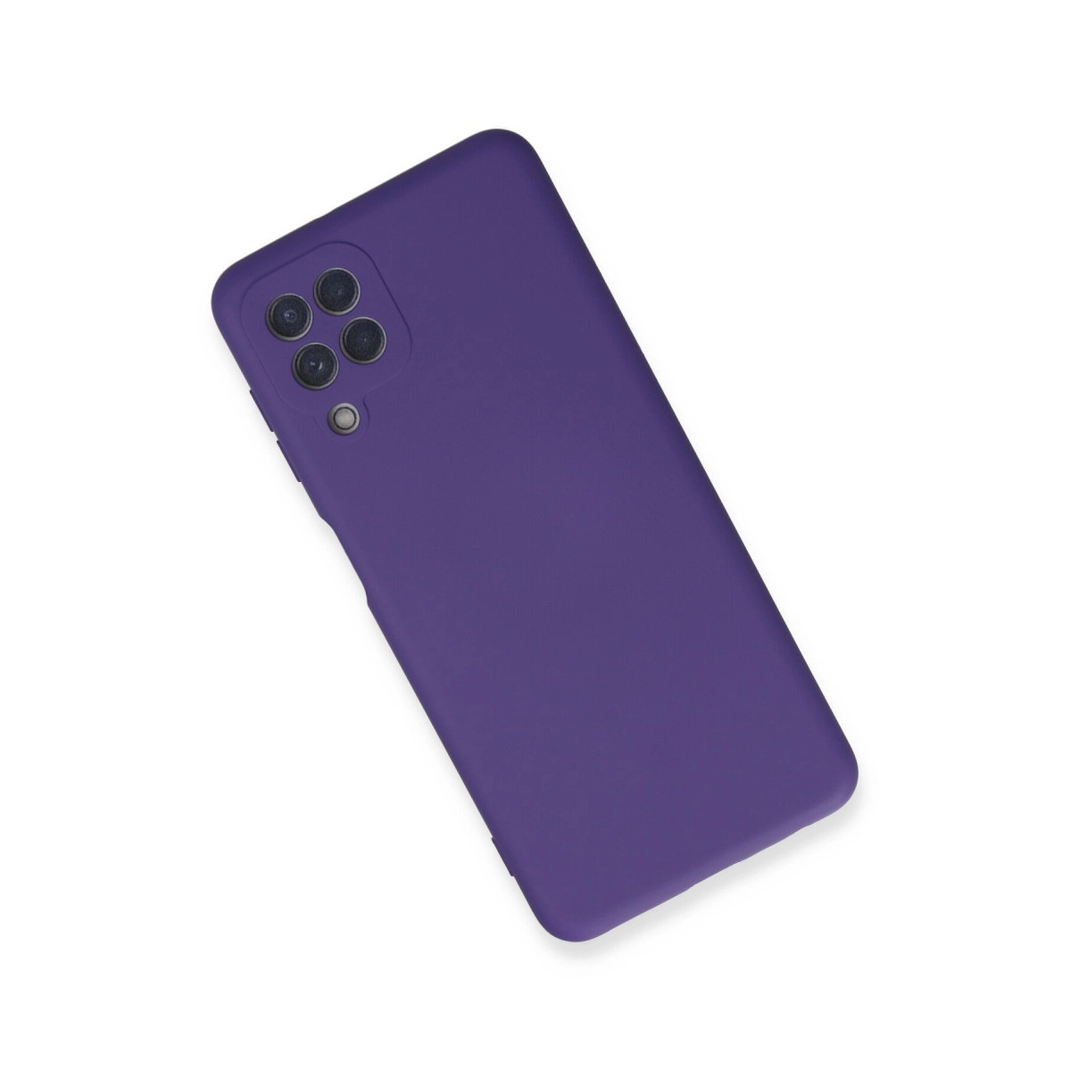 Dört kamera lensi ve flaşlı mor telefon kılıfı sol üstte.