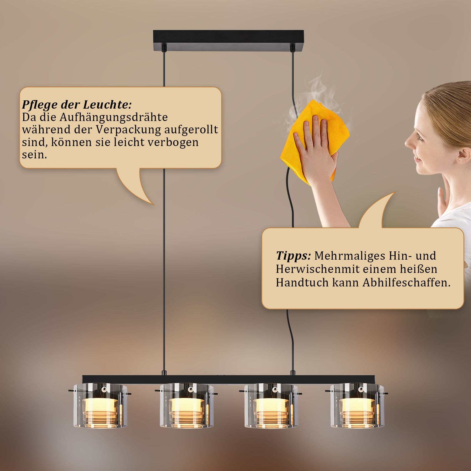 Eine Frau reinigt eine Hängelampe mit einem gelben Tuch. Die Lampe hat vier Glaskolben.