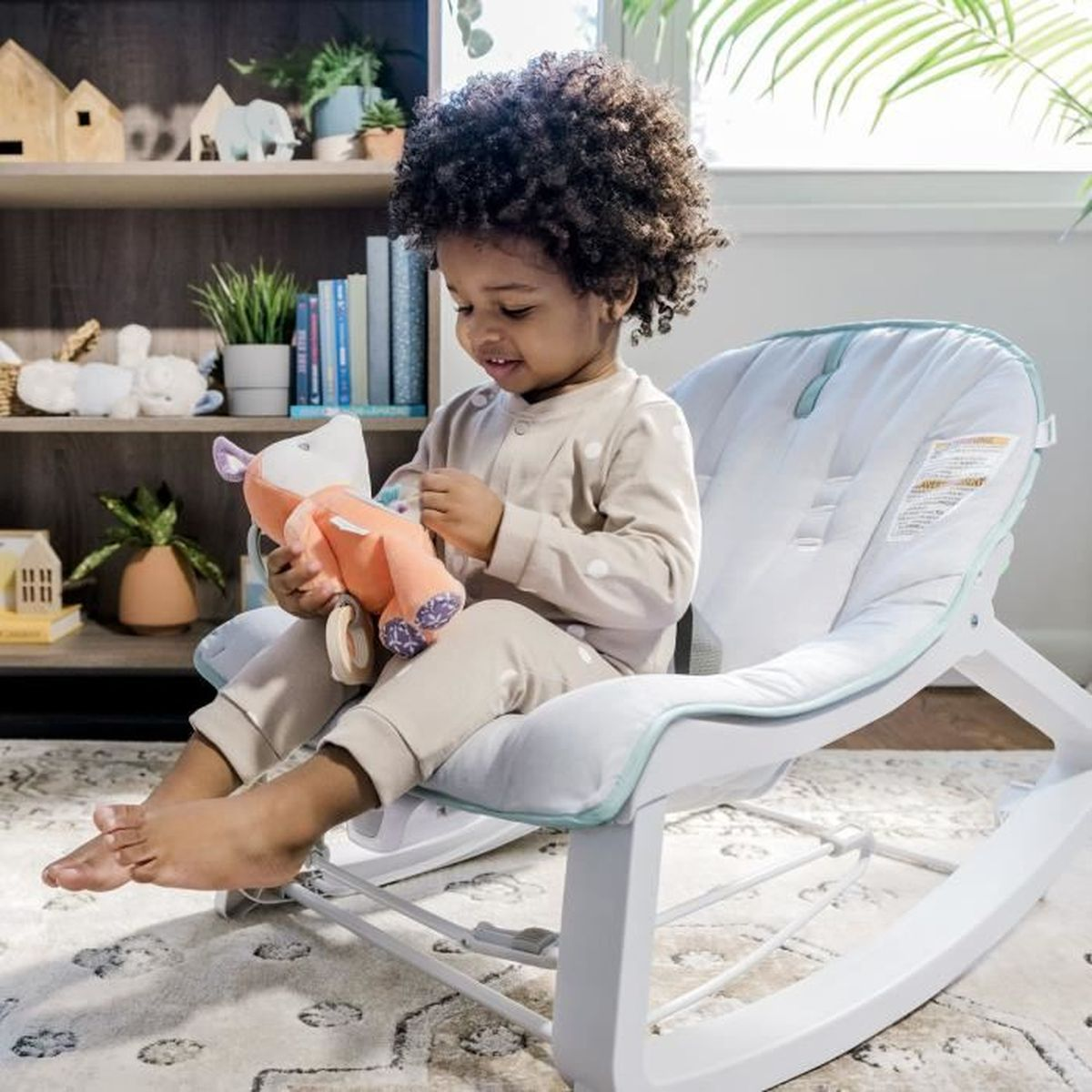 INGENUITY 3-in-1 Keep Cozy Weaver Vibration/Spielbogen Babywippe Grau und  Wei | MediaMarkt