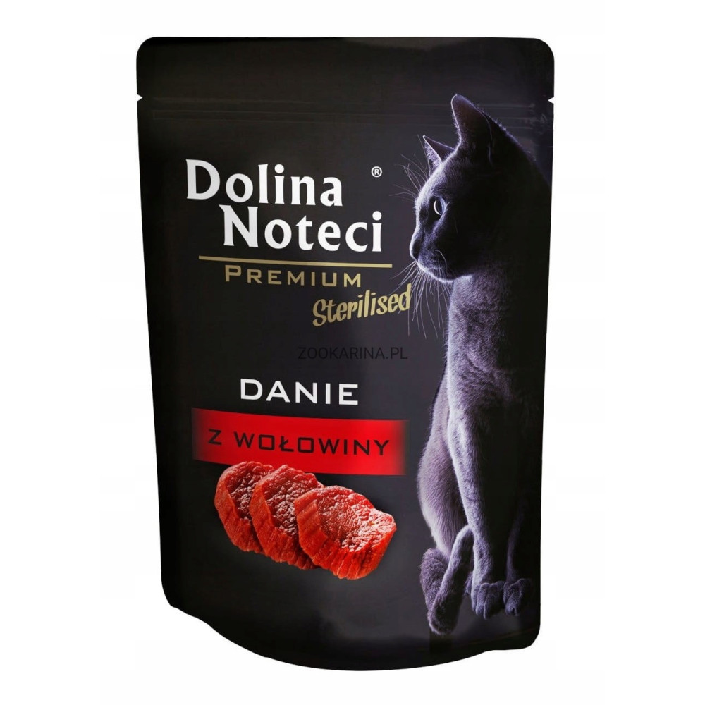 Bolsa negra con gato y trozos de ternera. Marca: Dolina Noteci.