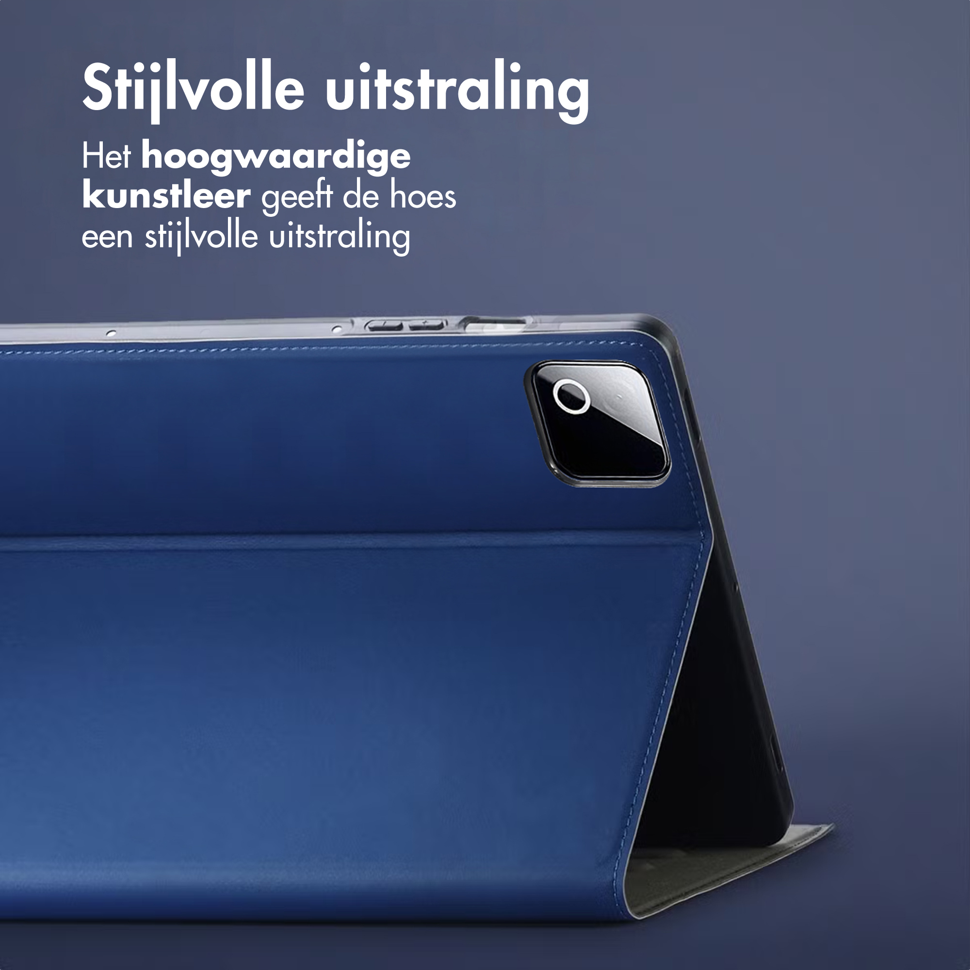 Donkerblauwe tablet hoes van kunstleer met camera-uitsparing. Stijlvolle uitstraling.