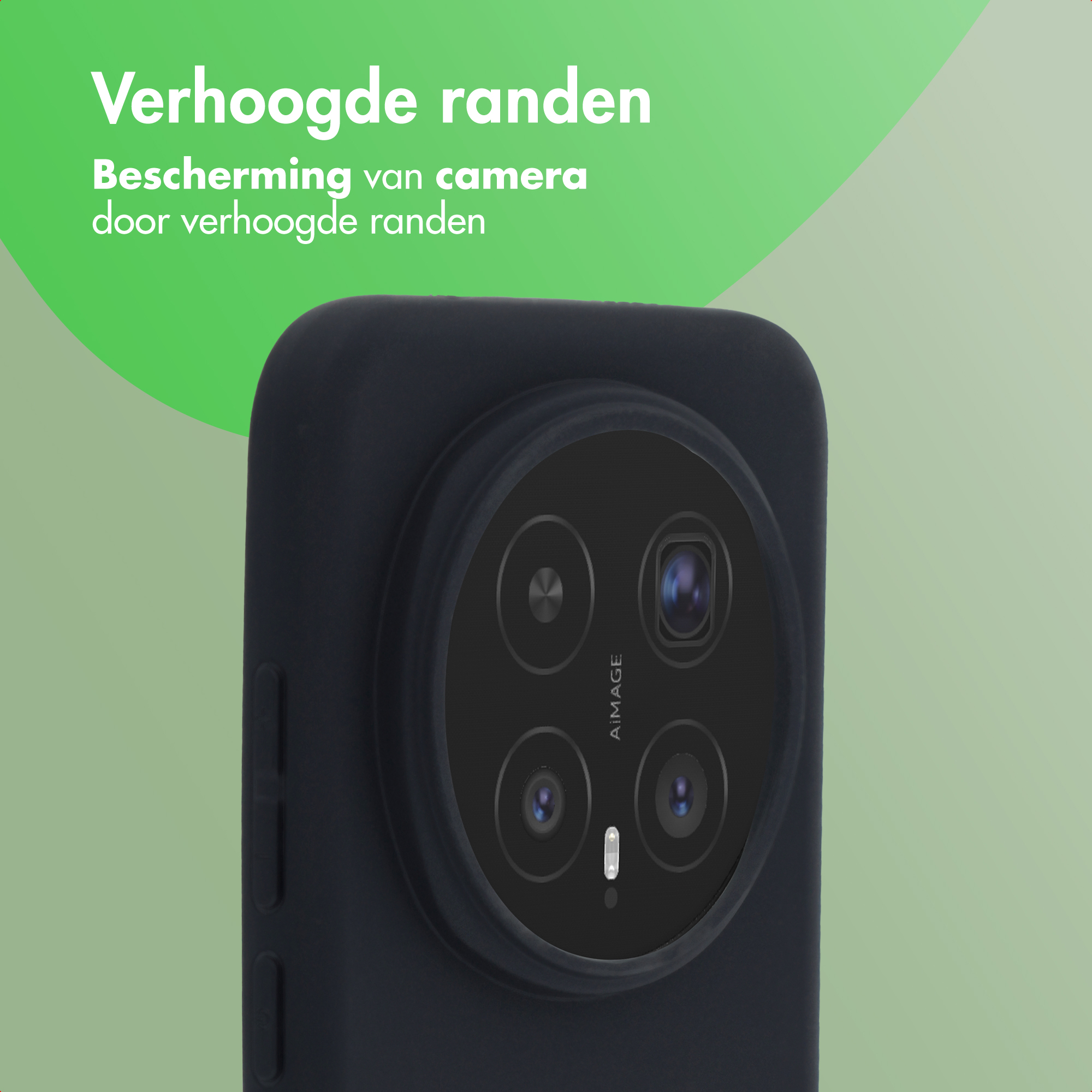 Donkere telefoon met vier camera's en verhoogde randen tegen lichte achtergrond.