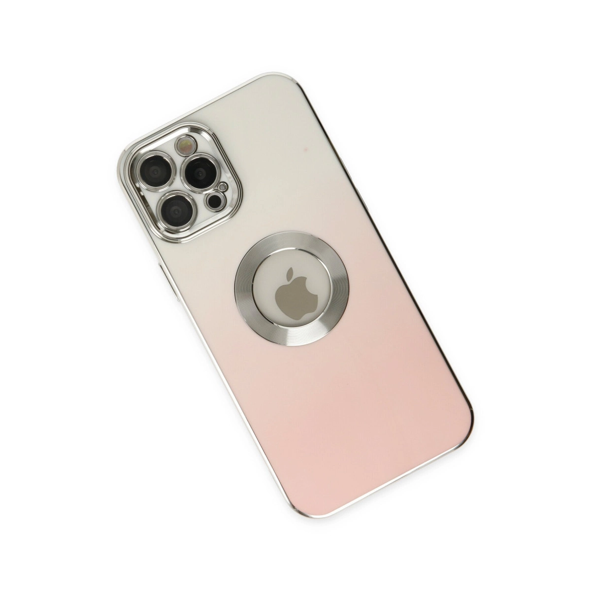 Dört kameralı ve arkasında Apple logosu bulunan bir iPhone.