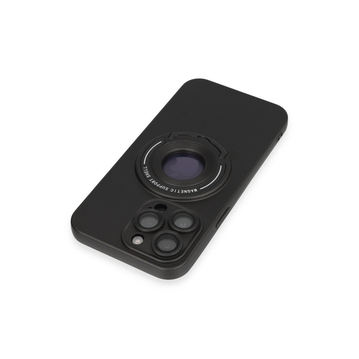 Beyaz arka plan üzerinde kamera lensi ve üç lense sahip siyah telefon kılıfı.