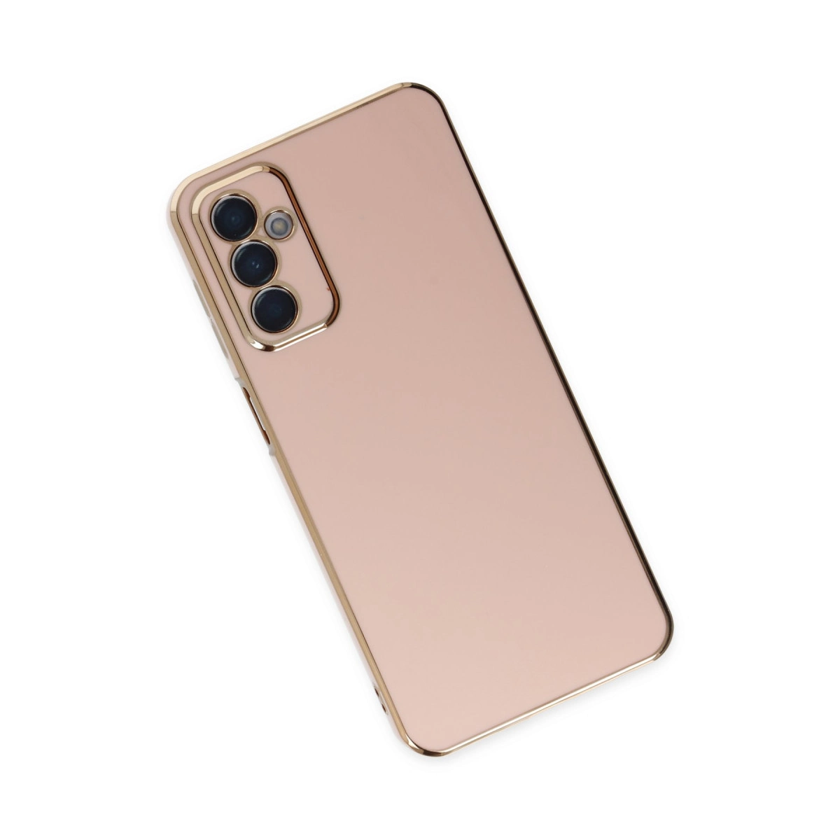 Altın çerçeveli, üç kameralı, gül altın rengi akıllı telefon.