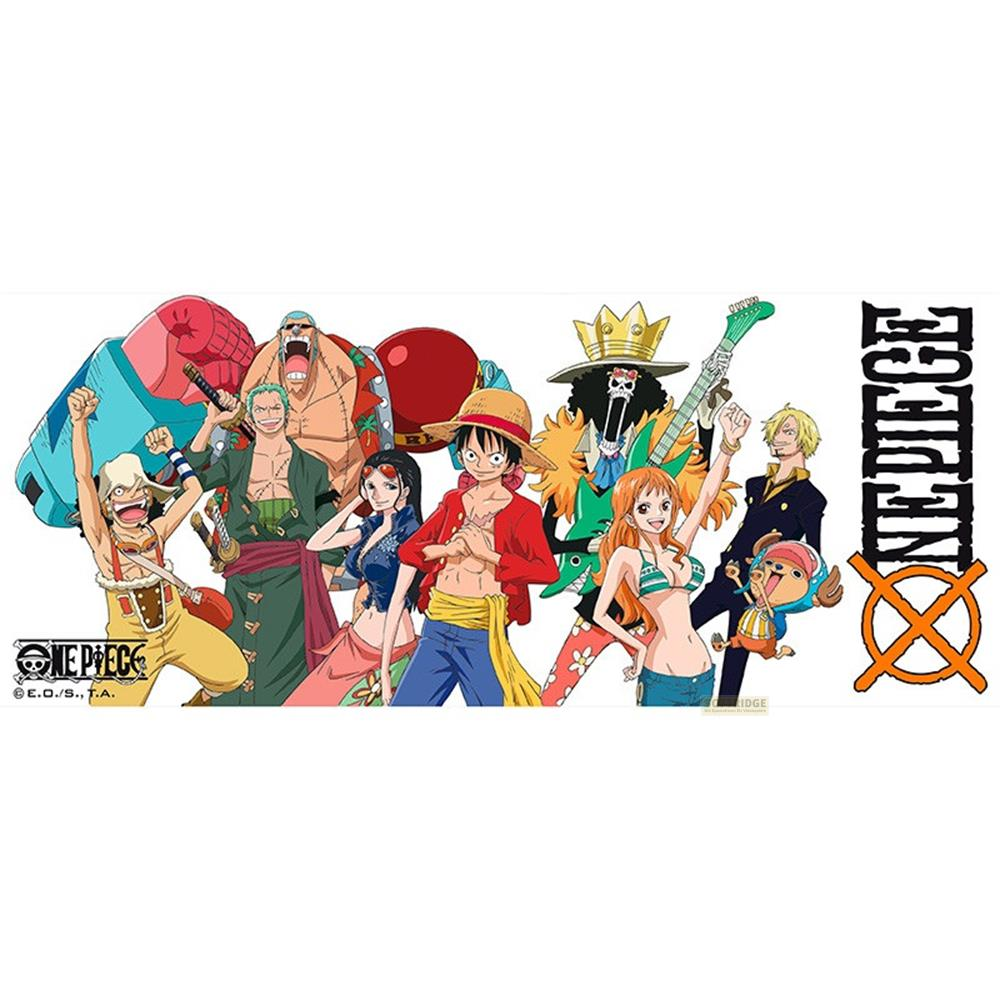Die One Piece-Crew mit ihren Charakteren und dem Logo.