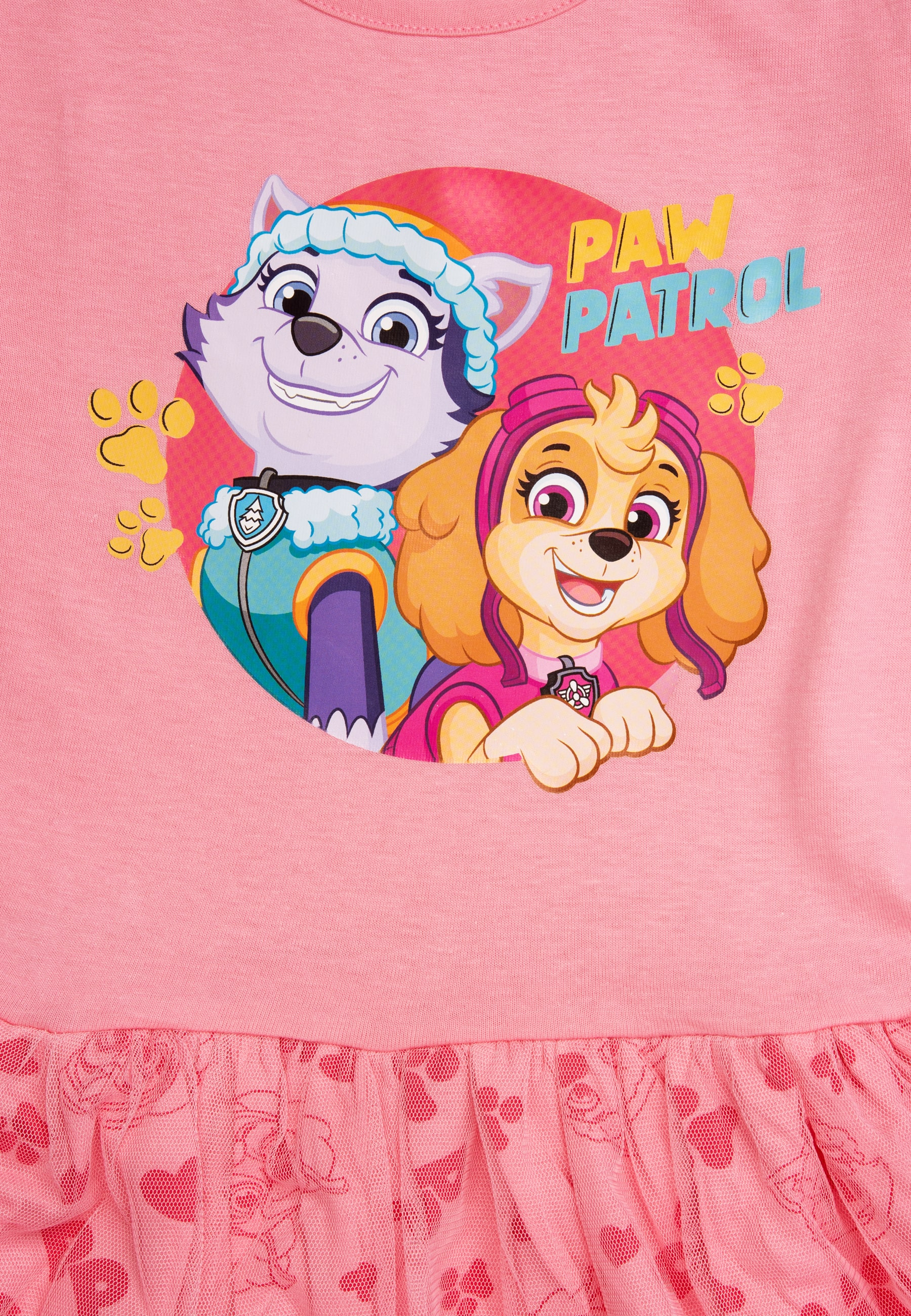 Rosa T-Shirt mit Paw Patrol-Motiv und Herzmuster am Saum.