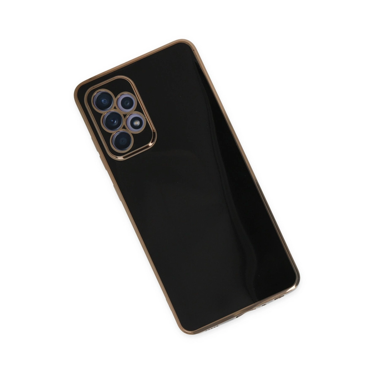 Altı kameralı siyah akıllı telefonun arkası, altın çerçeveli.