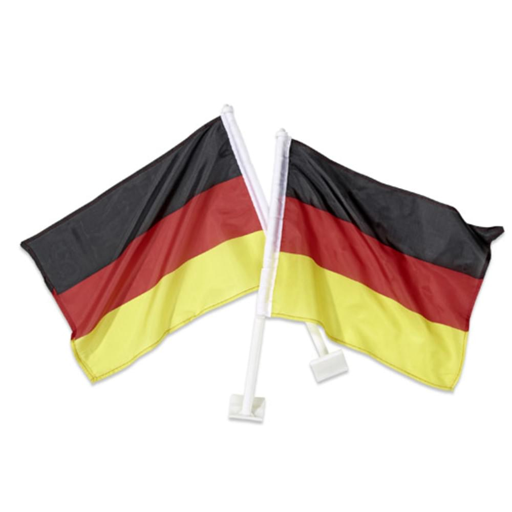 Zwei deutsche Flaggen mit schwarzen, roten und gelben Streifen auf weißen Stangen.