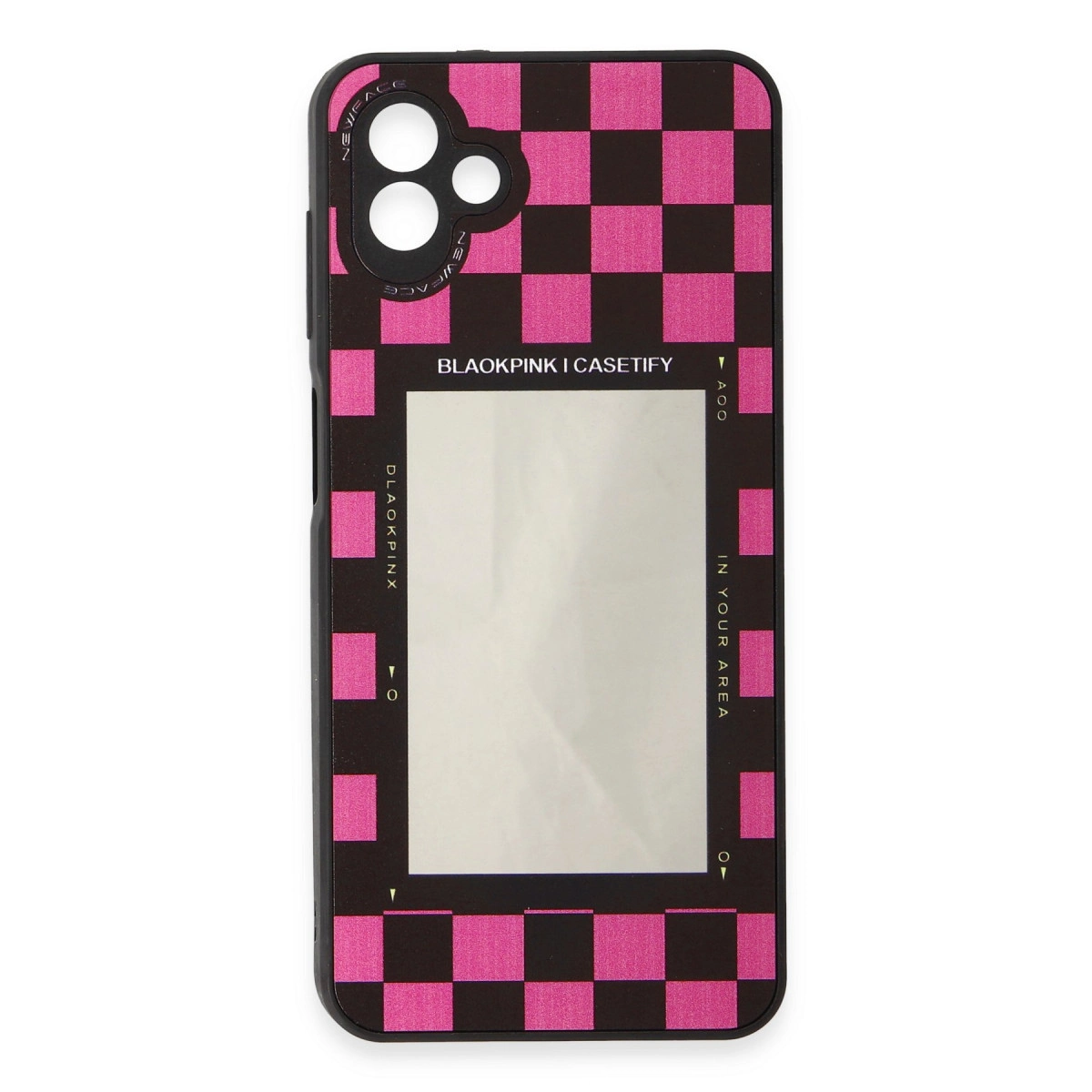 Pembe damalı, kamera oyuklu ve aynalı siyah telefon kılıfı.