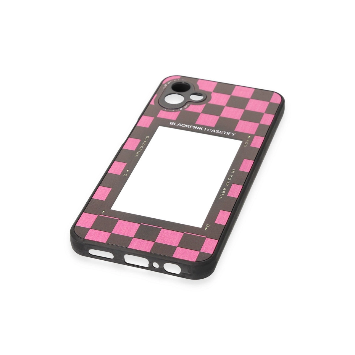 Pembe damalı desenli, kamera ve ekran açıklıklı siyah telefon kılıfı.