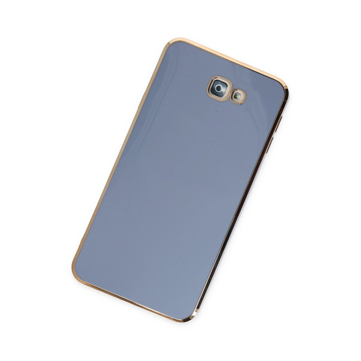 Altın çerçeveli ve kamera modüllü gri telefon kılıfı.