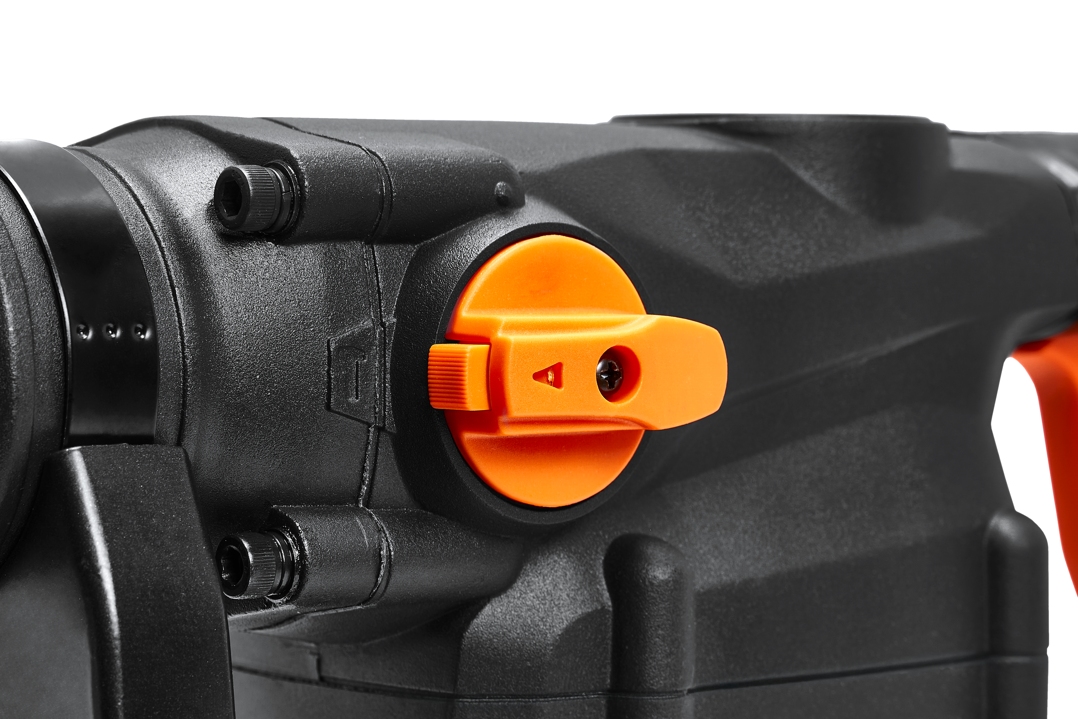 Zbliżenie czarnego młota udarowego z pomarańczowym pokrętłem regulacji.