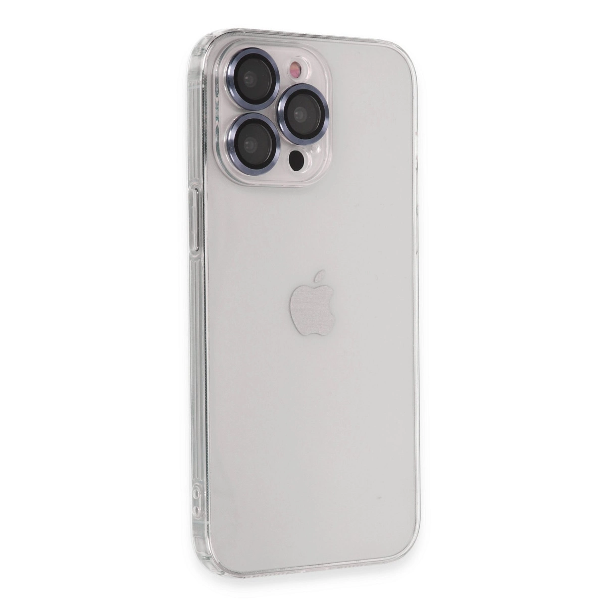 Üç kameralı ve Apple logolu şeffaf iPhone kılıfının arkası.