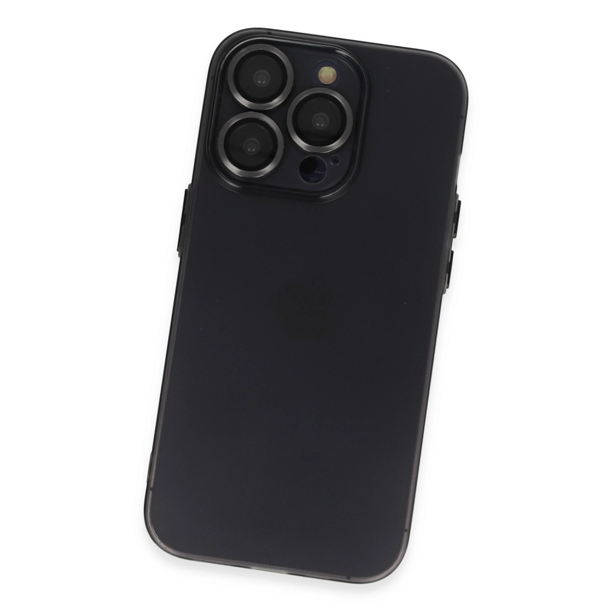 Koyu gri akıllı telefon, arkasında üç kamera lensi ve flaş bulunur.