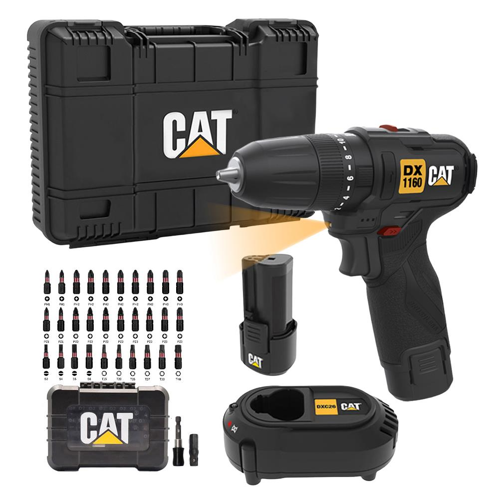 CAT akülü matkap seti, uçlar, pil, şarj cihazı ve çantasıyla.