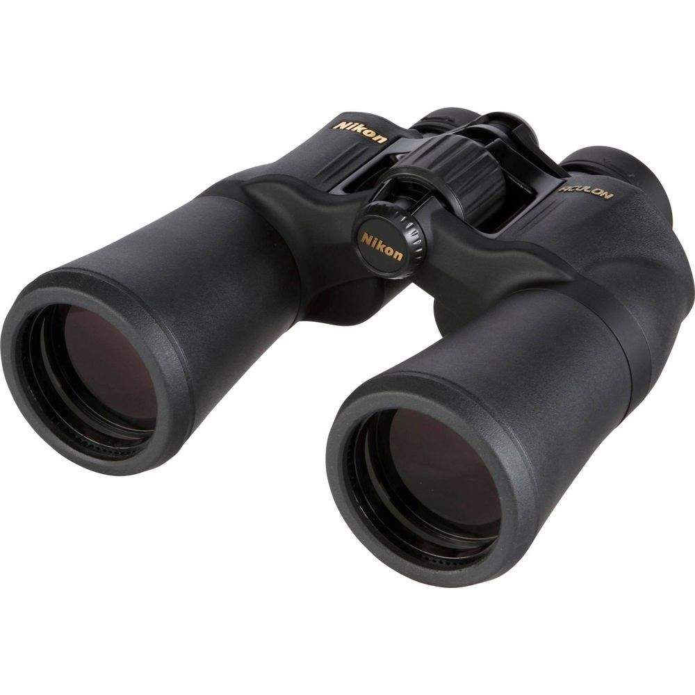 Czarne lornetka Nikon z kółkiem ostrości i mechanizmem regulacji.