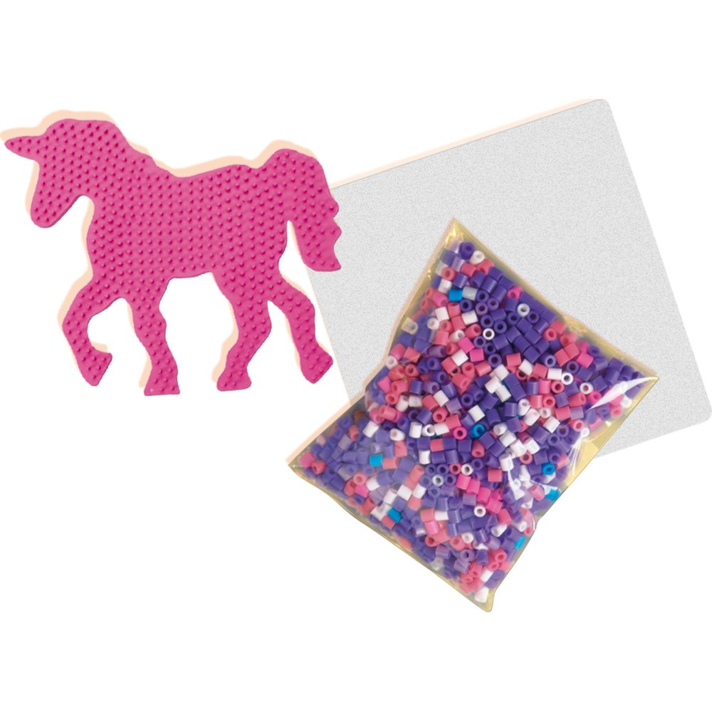 Ein rosa Einhorn-Bastelset mit Perlen in Lila, Pink und Weiß auf einer Platte.