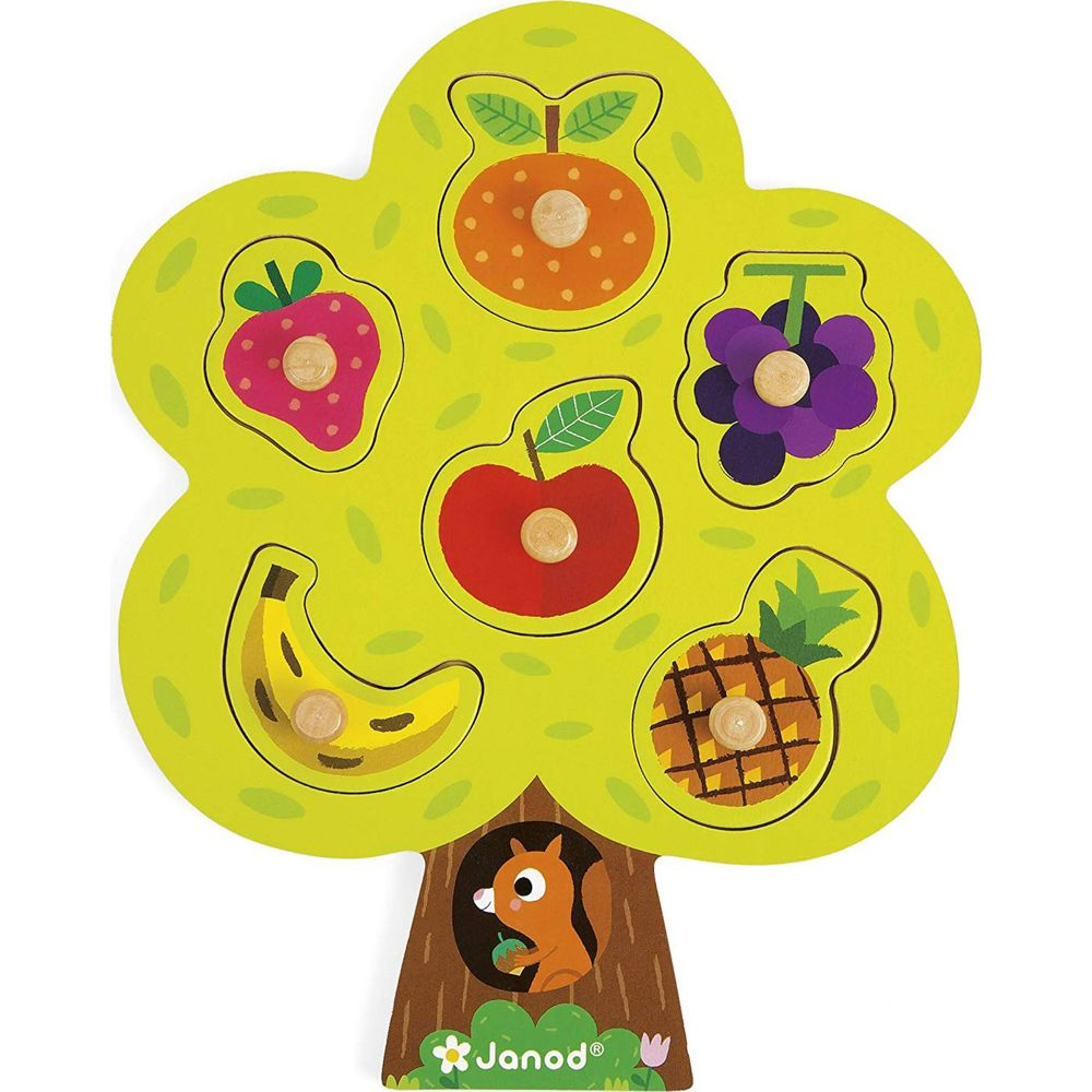 Holzbaum-Puzzle mit Früchten: Apfel, Banane, Trauben, Orange, Ananas, Erdbeere. Eichhörnchen im Stamm.