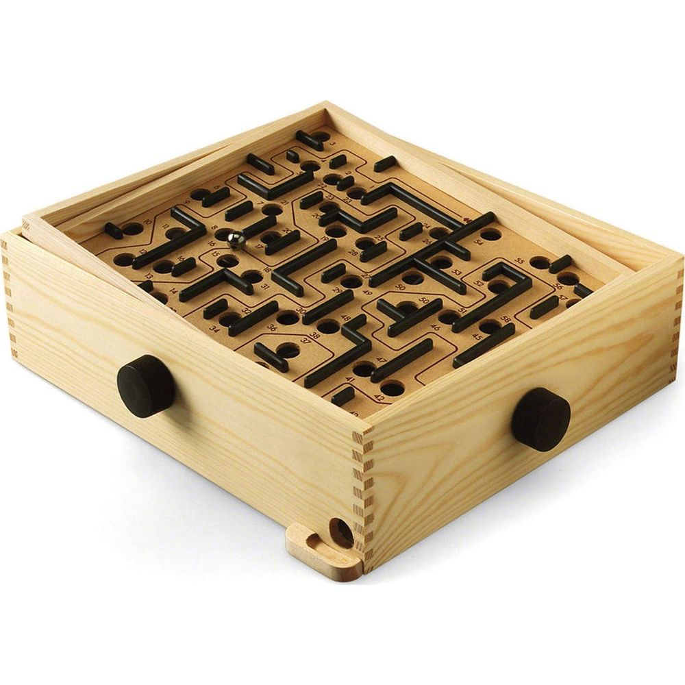 Holz-Labyrinthspiel mit Metallkugel und Drehknöpfen, nummerierte Bahnen.