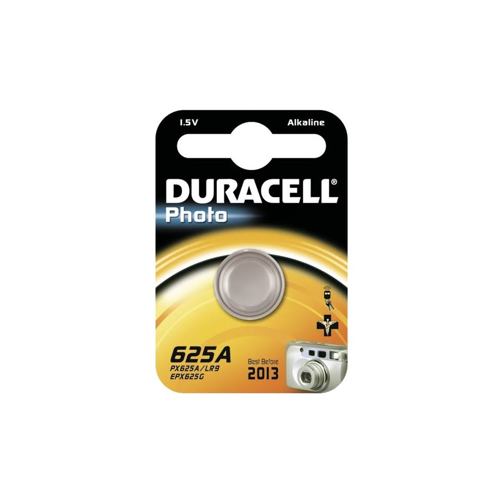 Duracell 625A coin cell battery in blister pack with camera graphic.