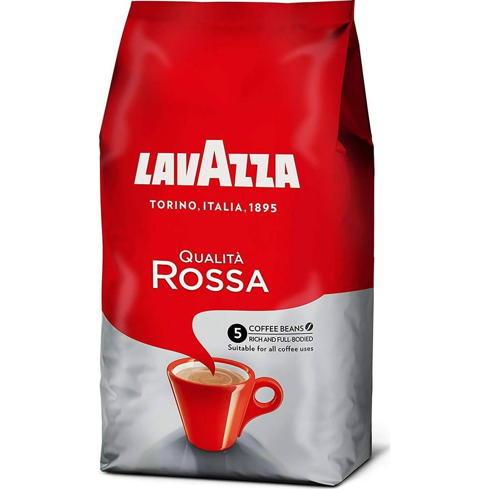 Sacchetto caffè Lavazza Qualità Rossa, tazzina rossa con caffè, confezione rossa e argento.