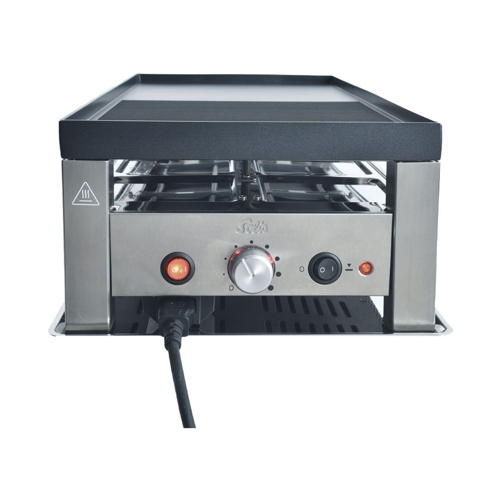 Silberner Kontaktgrill mit schwarzer Platte, silbernem Drehknopf und roten Lichtern.