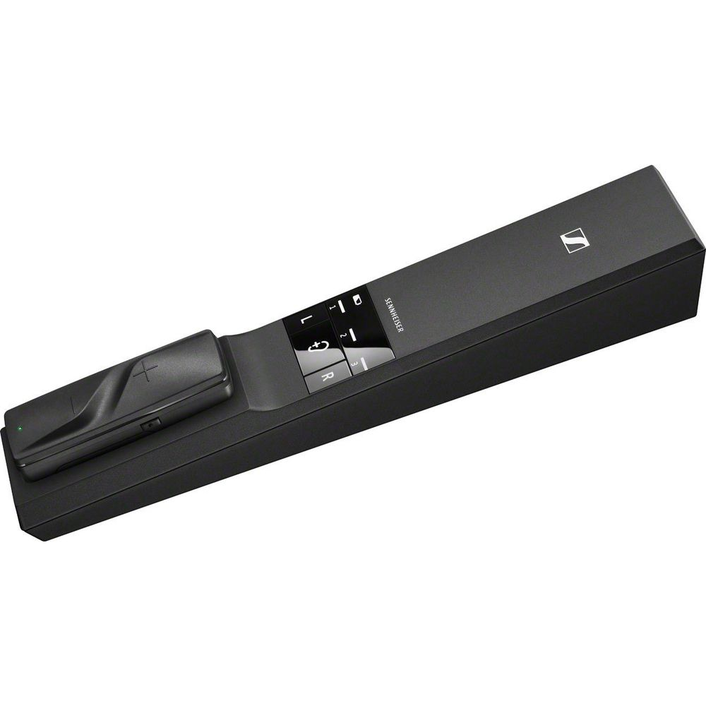 Schwarzes Sennheiser Audiogerät mit Bedienelementen und Ladekontakten.