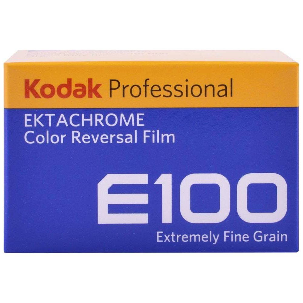 Film couleur inversible Kodak Ektachrome E100, grain extra-fin.