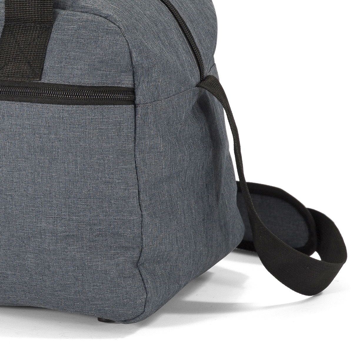 Bolsa de lona gris con cremallera y correa negras.