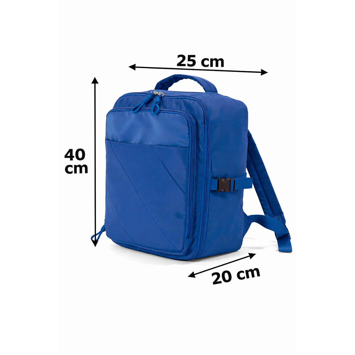 Mochila azul de 40x25x20 cm, aislada sobre fondo blanco.