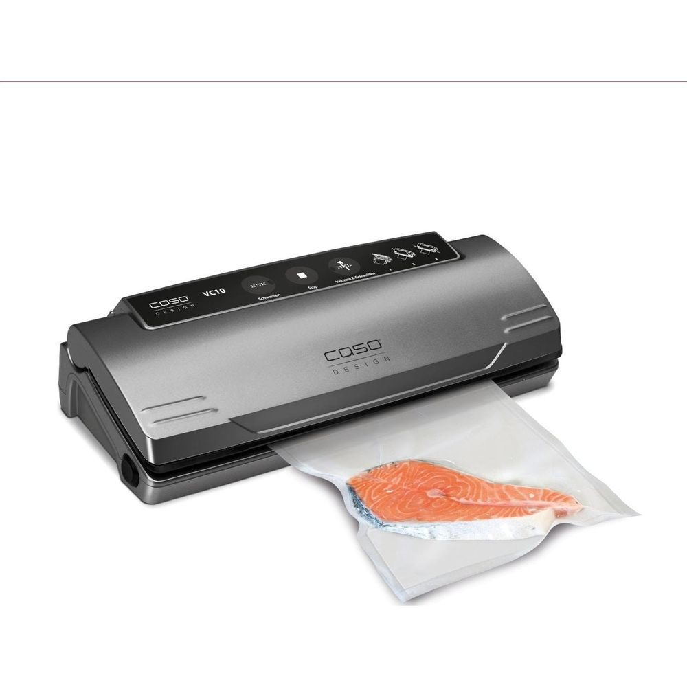 Macchina sottovuoto grigia con filetto di pesce in busta.