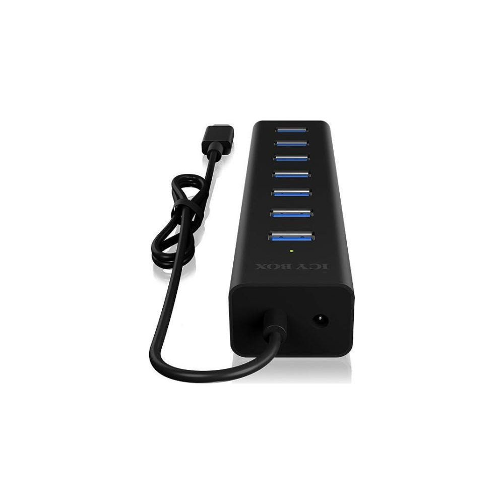 Schwarzer USB-Hub mit sieben blauen Anschlüssen und einem Kabel.