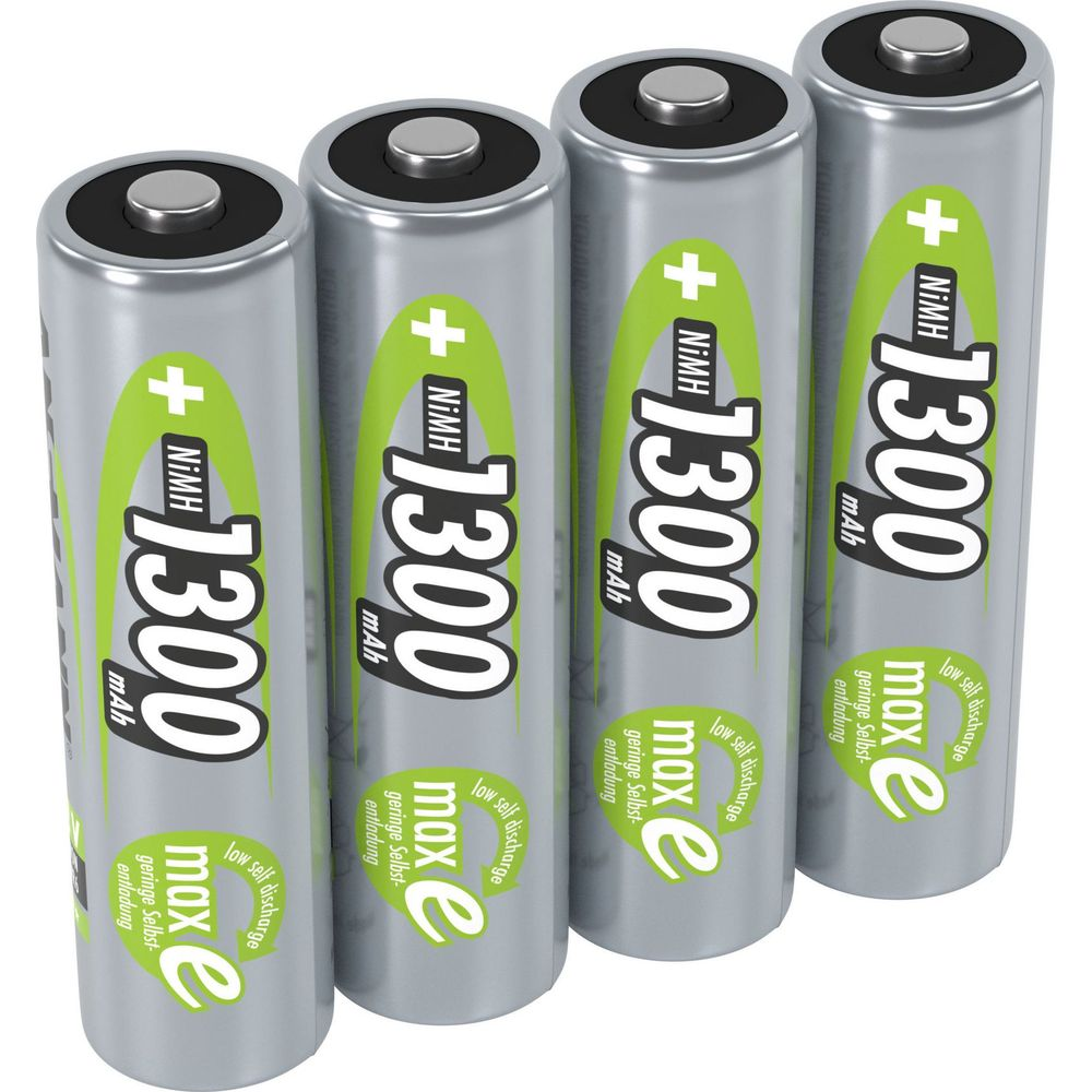 Vier AAA-Batterien mit NiMH 1300mAh und "max e" Logo, auf weißem Hintergrund.
