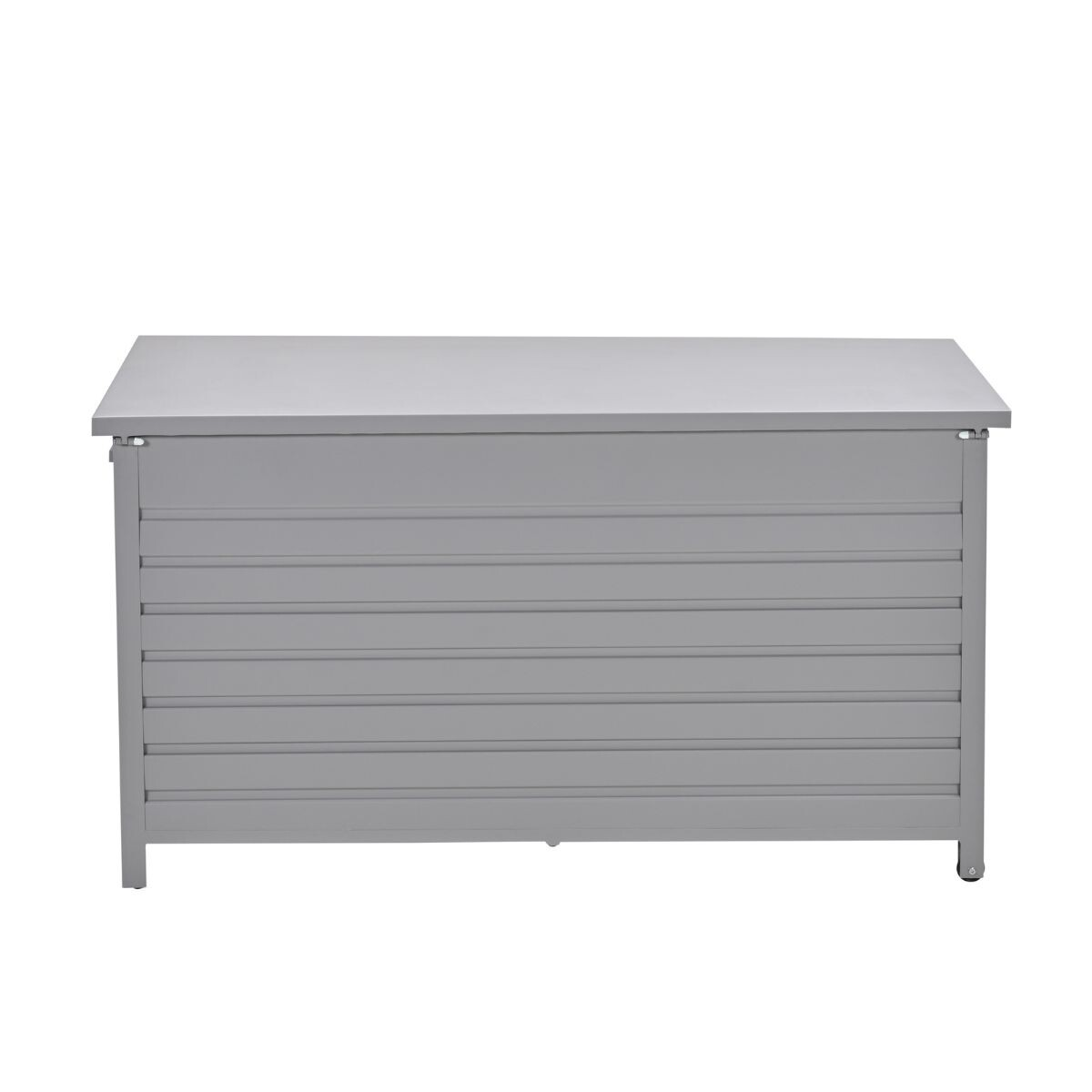 Grijze opbergkist met horizontale lamellen en deksel, geïsoleerd op witte achtergrond.
