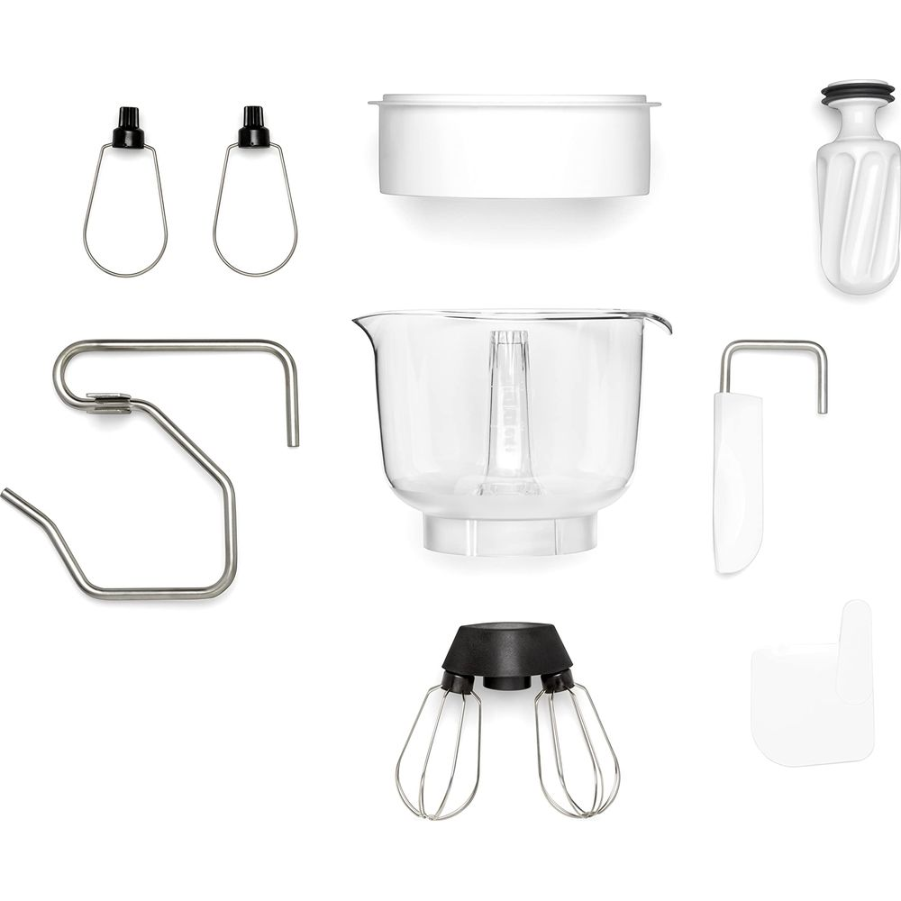 Accessori per robot da cucina: ciotola, gancio impastatore, frusta, raschietto, coperchio.