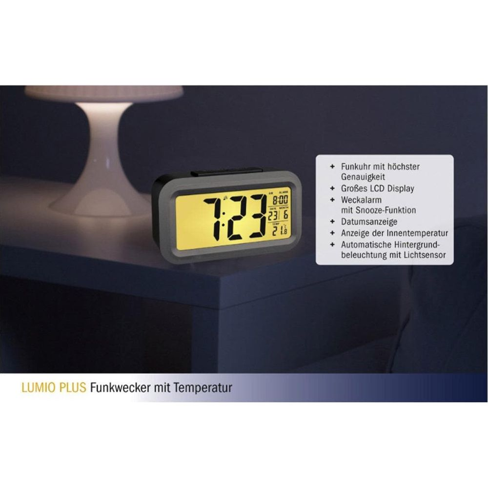 Digitaler Wecker mit gelbem Display, zeigt 7:23 Uhr, 8:00 Uhr Alarm, Datum und Temperatur.